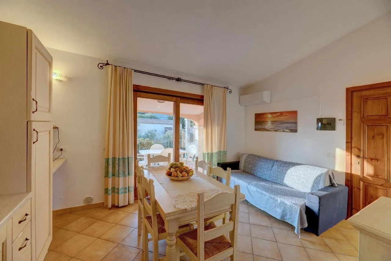 Fantastic Residenza Badus 1 Bedroomapart Sleeps 4 Plus Possible Child Bed No0815 Italia