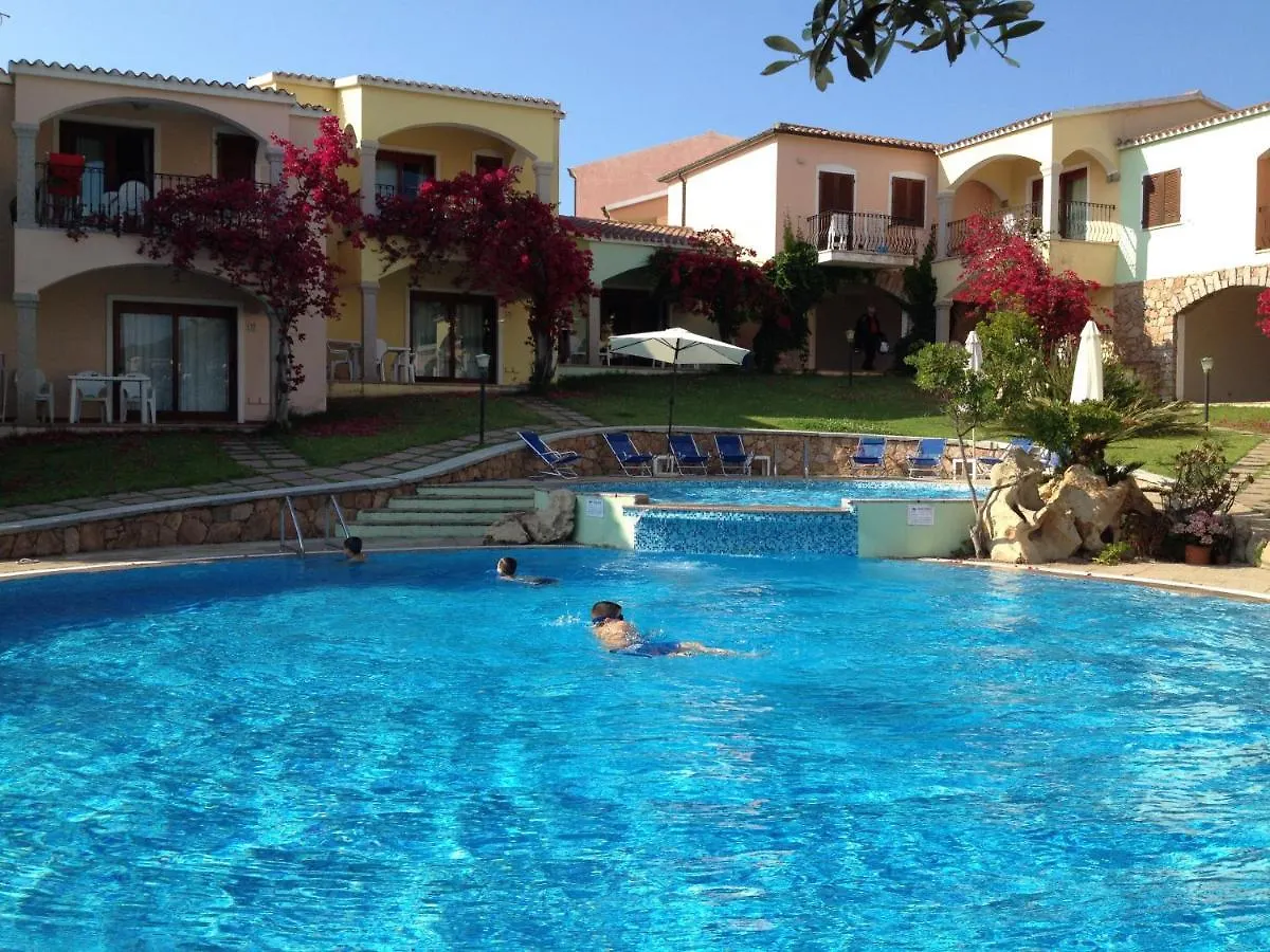 Fantastic Residenza Badus 1 Bedroomapart Sleeps 4 Plus Possible Child Bed No0815 0*, Badesi Italia