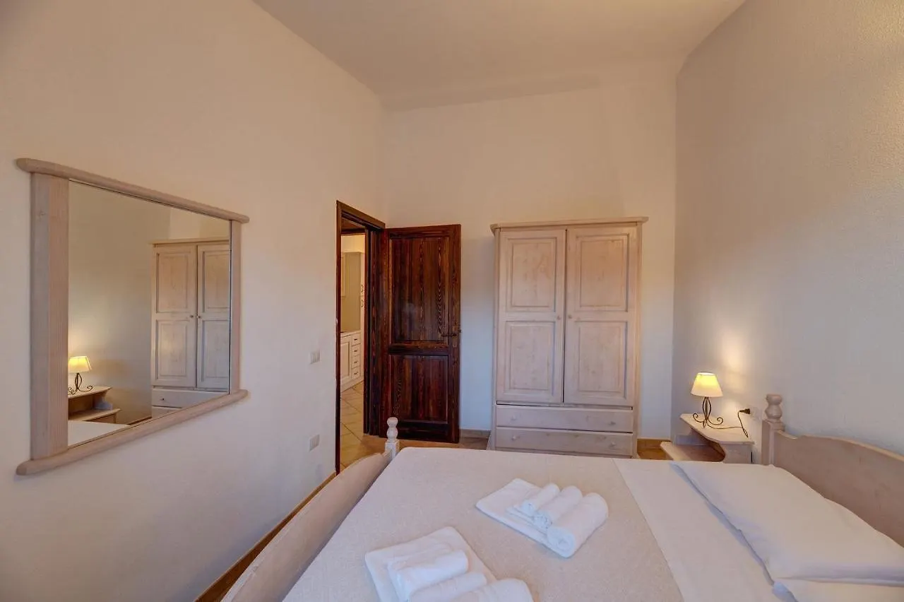 Fantastic Residenza Badus 1 Bedroomapart Sleeps 4 Plus Possible Child Bed No0815 0*, Badesi Italia